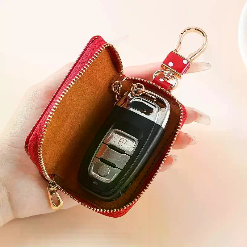 Men Accessories Store - Polka Dot Glossy Patent Leather Key